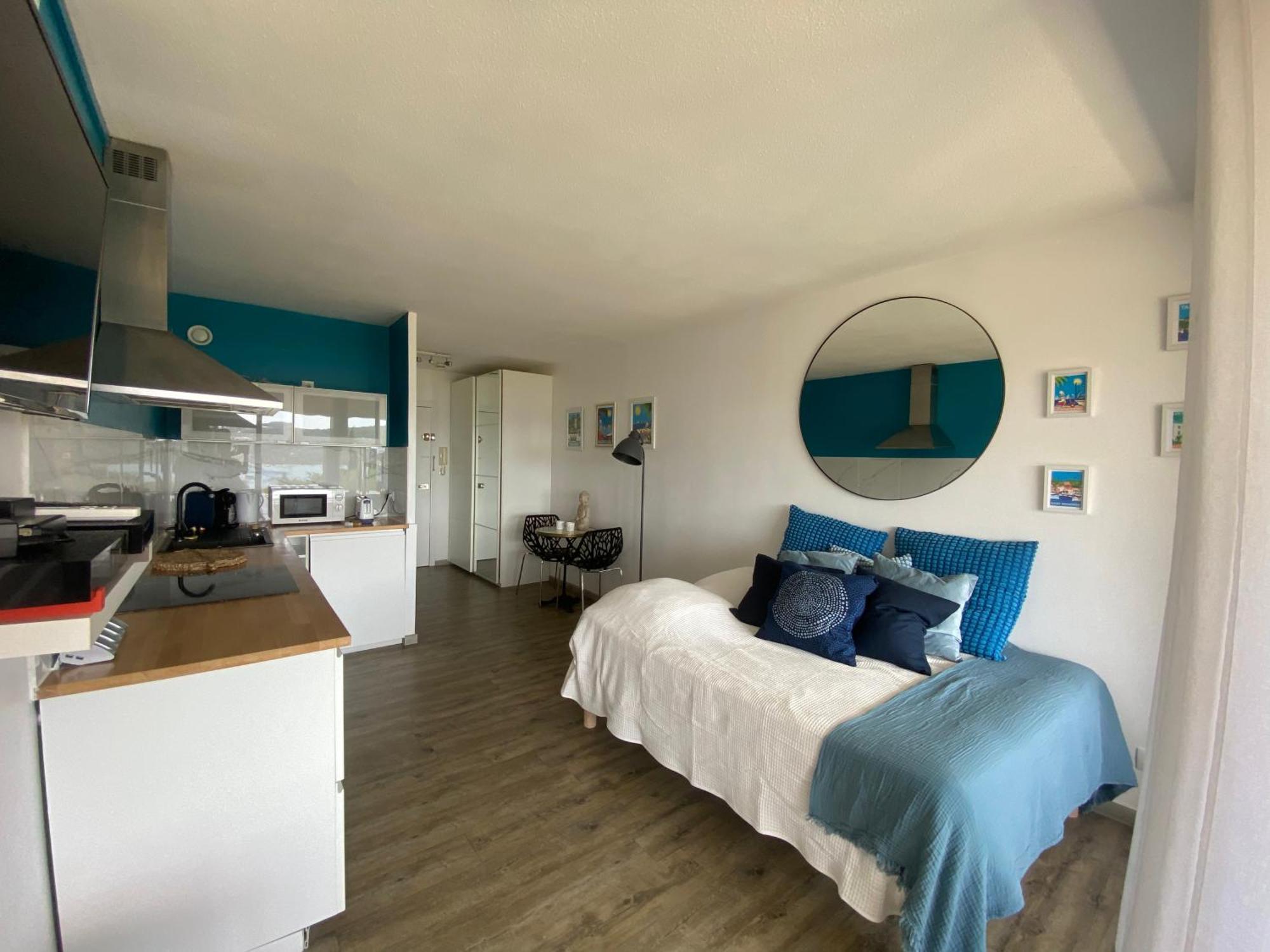 Studio Avec Vue Mer Et Terrasse La Seyne-sur-Mer Ngoại thất bức ảnh